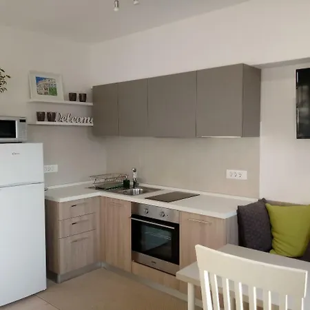 Apartment Sunsplash